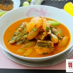 Kari Kepala Ikan Bersama Belimbing Buluh (Fish Head Curry)