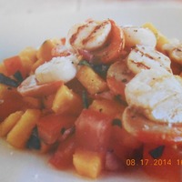 Grilled Scallops and Papaya Salsa