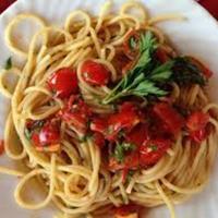 Olive oil, Garlic, and Tomato Pasta