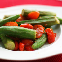 Grilled Okra Salad