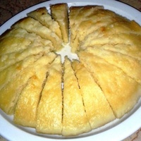 LIPARDO'S PUTO (STEAMED CAKE)