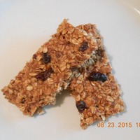 Super Simple Chewy Banana Granola Bars